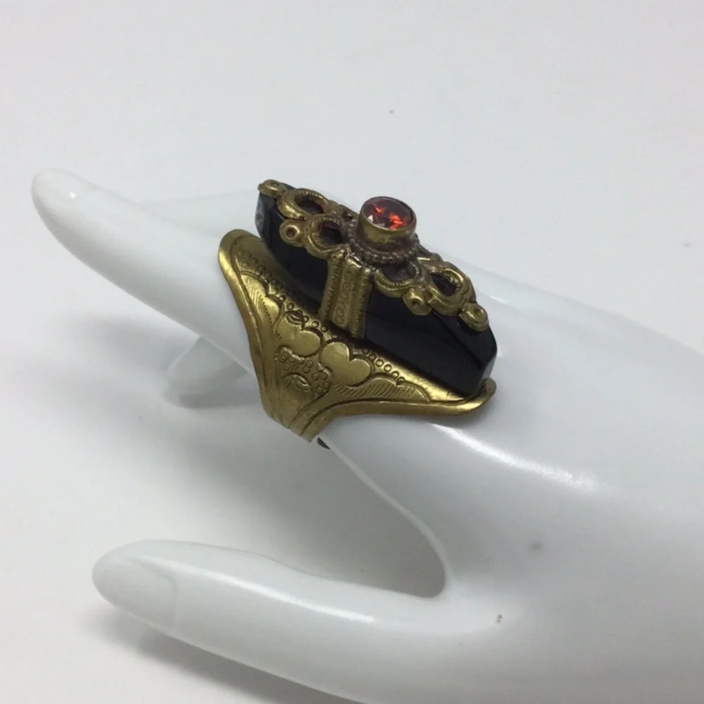 Unusual Tibetan Genuine Black Onyx - Picture 6 of 7